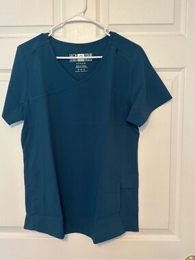 WonderWink Renew Teal Women's Modern Fit Scrub Top * BRAND NEW WITHOUT TAGS*